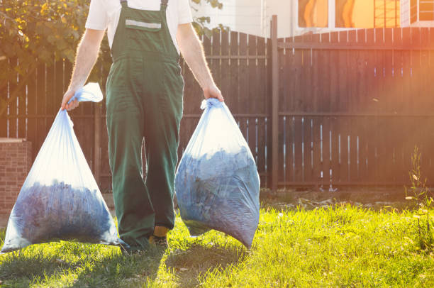 Best Yard Waste Removal  in North St Paul, MN
